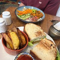 Sushi bowl and breakfast sandwich   at The Vegan Shack in Panama City