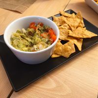 Nachos con guacamole at Taquería del Sur in Badajoz