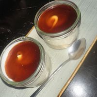 Cheesecake kommt im Glas  at FALCO'SLICE in Berlin