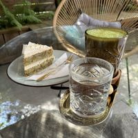 Pistazienkuchen mit Matcha  at Café Konditorei Shivani in Vomp