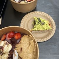 Peanut bowl, protein bowl and avocado toast (unfortunately we already started to eat)  at Very Açai in Rome