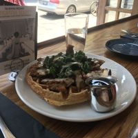 Chick’un and waffles at Urban Vegan Kitchen in New York City