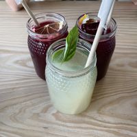 Sumos 😋  at The Therapist - Alvalade in Lisbon