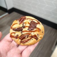 Cookie aux noix de pécan at Délice Végétal in Nantes