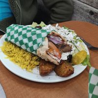 Greek "lamb" pita plate at Veganarie - Resto Végan in Montreal