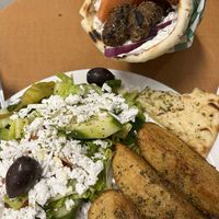 Lamb Pita Plate (pita + salad and choice of Rice, fries or Greek potatoes)   at Veganarie - Resto Végan in Montreal