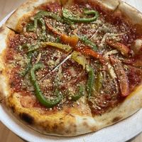 Roasted pepper pizza with added garlic  #Veganuary at Real Food 真食 - Orchard in Central Singapore