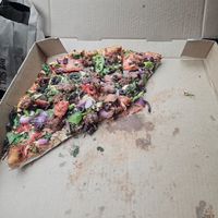  at Leonardo's Pizza in Portland