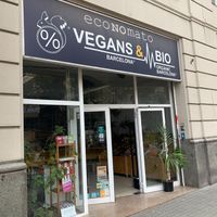 Front at COCO VEGANS | Antes VEGANS & BIO in Barcelona