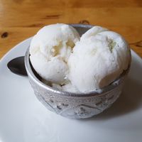 Coconut vegan ice cream (with corn) at Cat House in Chiang Mai