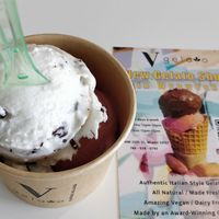 Stracciatella and strawberry at V Gelato in Miami