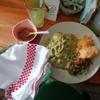 Setas en pipián , arroz y ensalada de nopales at Un Pedacito de mi Cocina in Coatepec