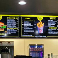  at UNiQ Burger in Scottsdale