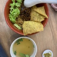 Kolo mee  at Yi Su Pin 一素品 - Chinatown in Central Singapore