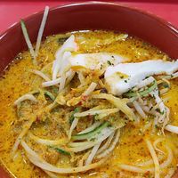 Laksa, S$5.00 at Yi Su Pin 一素品 - Chinatown in Central Singapore