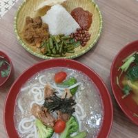 Vegan udon and nasi lemak at Yi Su Pin 一素品 - Chinatown in Central Singapore