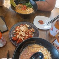 Delicioso todo. Tienen 4 ramens para todos los gustos y el no-pollo koreano y agridulce son deliciosos at Vegan Ramen Mei - Condesa in Mexico City