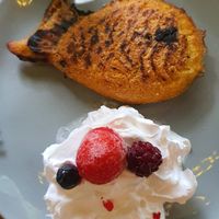 Taiyaki relleno de chocotofu y cremita deliciosaaa, el taiyaki igual se puede pedir para llevar at Vegan Ramen Mei - Condesa in Mexico City