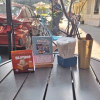 También tienen mesas al aire libre 😁 at Vegan Ramen Mei - Condesa in Mexico City