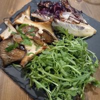 Fungo carbonella con radicchio alla piastra at Veghometro in Rome