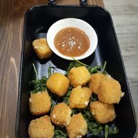 Mozzarelline fritte at Veghometro in Rome