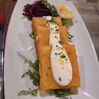 Panelle con salsa di yogurt e limone at Veghometro in Rome