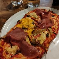 Capricciosa pinse at Veghometro in Rome