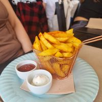  at The Den - A plant-based experience in Oeiras