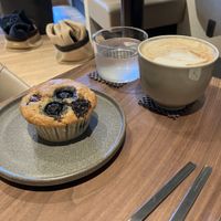 Blueberry muffin (gf) and caramel latte   at Cafe Tarot - カフェタロ in Tokyo