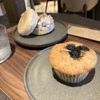 Blueberry muffin and English muffin with chickpea salad  at Cafe Tarot - カフェタロ in Tokyo