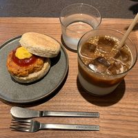 “Sausage”-less muffin and soy latte  at Cafe Tarot - カフェタロ in Tokyo