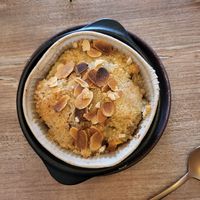 Crumble pommes poires amandes at Selma Alabama in Bayeux
