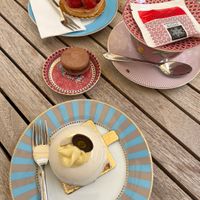 Coconut & pineapple   at Isabella Pâtisserie in Munich