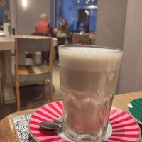 Oat chai latte at Isabella Pâtisserie in Munich
