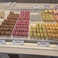 Vegan macarons at Isabella Pâtisserie in Munich