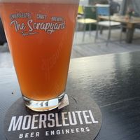 Vegan Sour (zonder lactose) bier van moersleutel   at The Scrapyard in Alkmaar