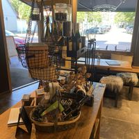 Bietet auch tollen Wein und Präsente an.  at Stadtländers Esszimmer in Walsrode