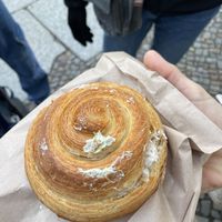 Vegan girella alla nocciola  #Veganuary at The Sanctuary in Berlin