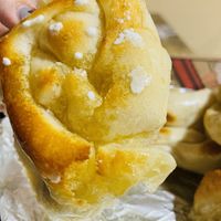 “No Parmesan” on the garlic knots   at Pie Hole in Fort Pierce