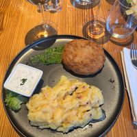 Sellerieschnitzel mit Bärlauch und Erdäpfelsalat  at Schlicht Vegan in Vienna