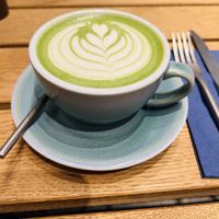 Matcha Latte mit Hafermilch   at CoalMine Cafe in Winterthur