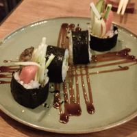 Tempura asparagus and vegan tuna at NORI WAY in Milan