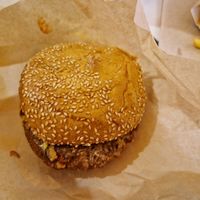 Melting Gold at NIC Veg Burger Restaurant in Stuttgart