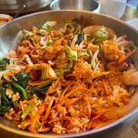 Bibimbap

Steamed rice topped with variety of colorful vegetables with the special Hey Joo sauce

Vegan
€ 15,90 at Hey Joo - 헤이 주 in Ghent