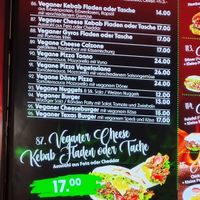 Viele vegane Gerichte zur Auswahl 👍🏼 at Pilatus Kebab und Pizza in Kriens
