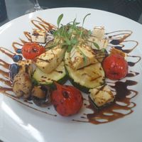 Tofu com legumes braseados at Hotel Águas do Gerês in Geres