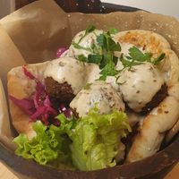 Red Kiss Pita at Green Lab in Lyon