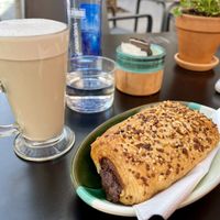 Vegan chocolate "napolitana" & chai latte  at La Cabra Feliz Bar Etico in Mallorca