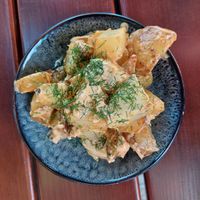 'Chipotle Patatas' fried potatoes with aioli, chili oil, dill (9€) at Creativa in Ingolstadt