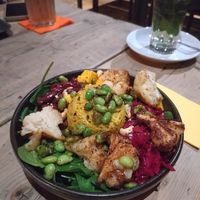Cauliflower Bowl at Nyce Guys in Geestland